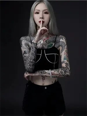 禁欲系总裁vs作精女主小说